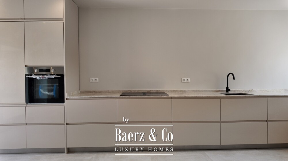 Beautiful luxury home in Albir image