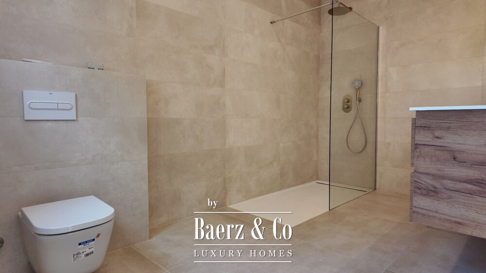 Beautiful luxury home in Albir image