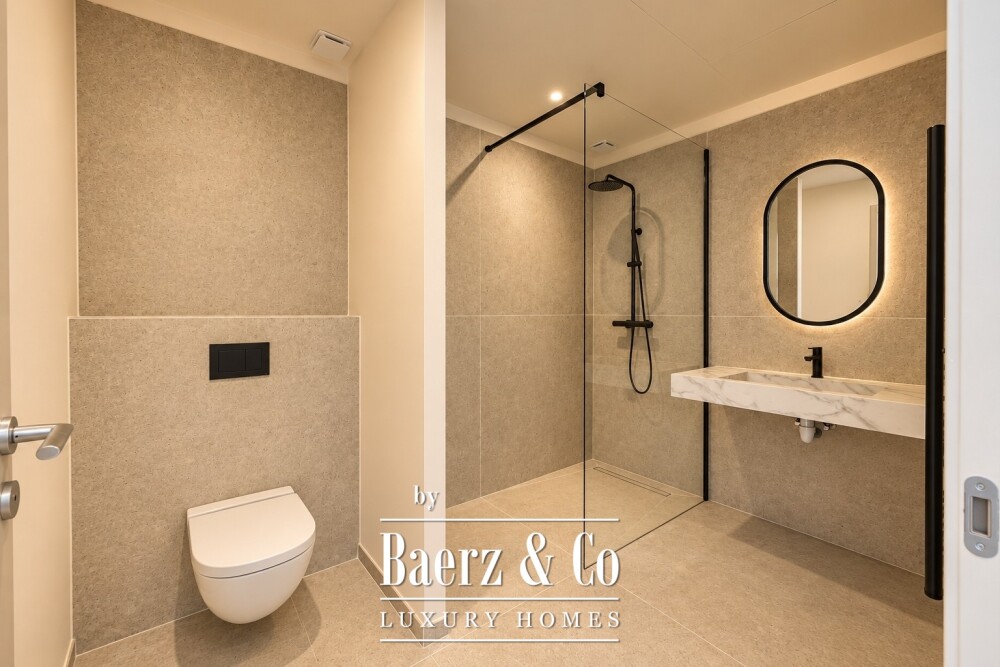 Grimaud — Sea-View Luxury Villa with Five Bedrooms and Pool image
