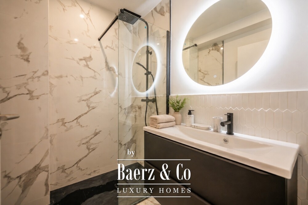 Saint-Raphaël town centre – 106 m² apartment, 3 bedrooms, energy rating A image