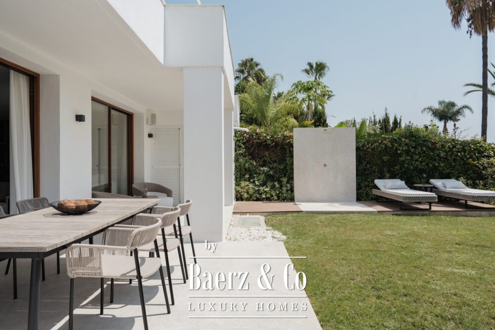 Apartment - Nueva Andalucia - Marbella - Ref: 8740 image