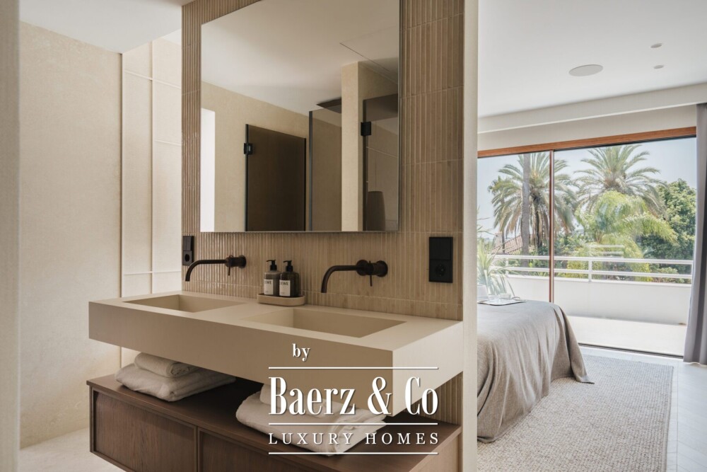 Apartment - Nueva Andalucia - Marbella - Ref: 8740 image
