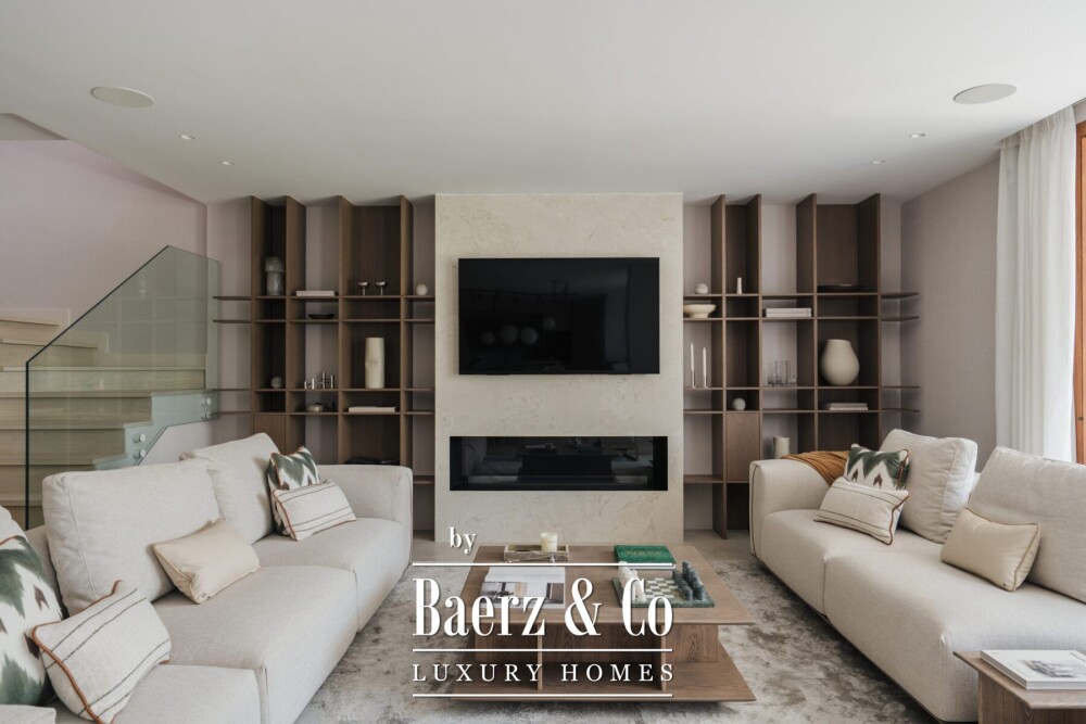 Apartment - Nueva Andalucia - Marbella - Ref: 8740 image