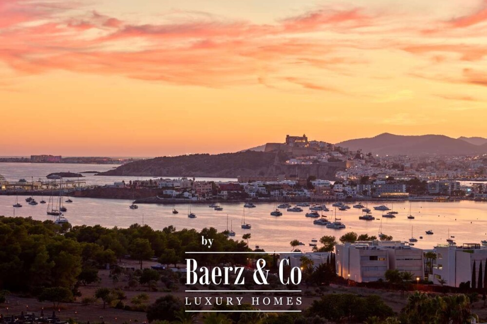 Beautiful luxury home in Cap Martinet, Cap Martinet image