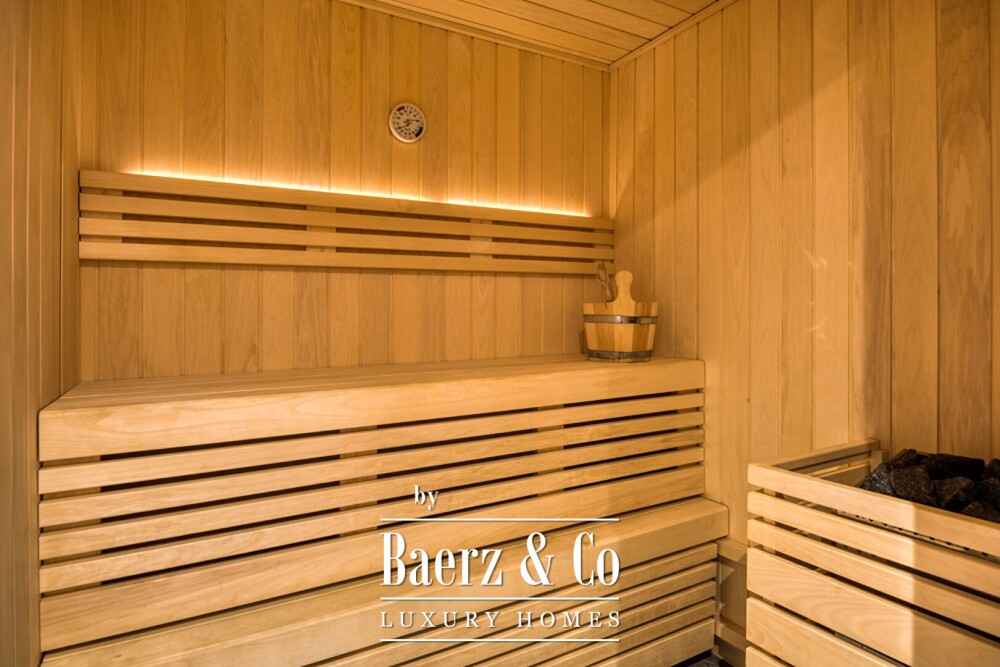 Chalet of 309.98 sqm, 6 bedrooms - near Mont d'Arbois image