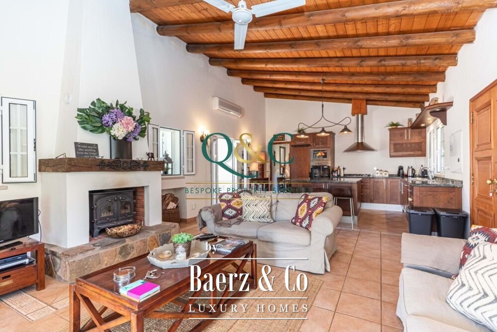 Beautiful luxury home in Salir, Countryside image