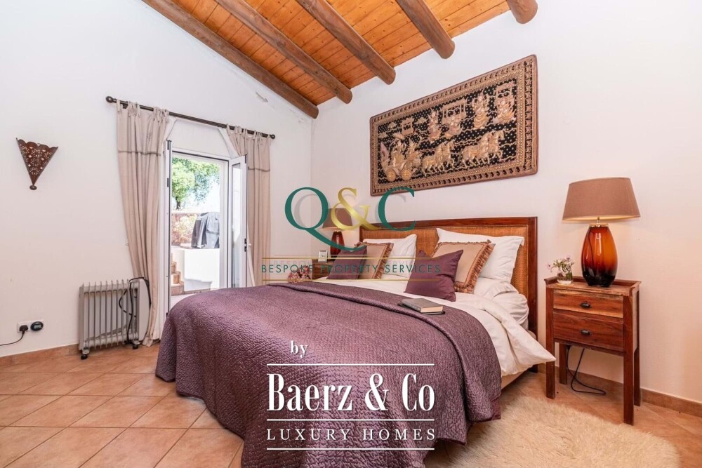 Beautiful luxury home in Salir, Countryside image