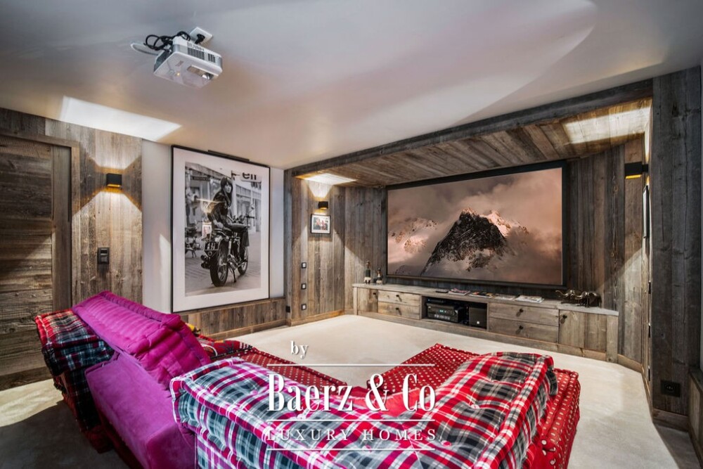 Prestigious 7-room chalet - Unobstructed views of Mont-Blanc image