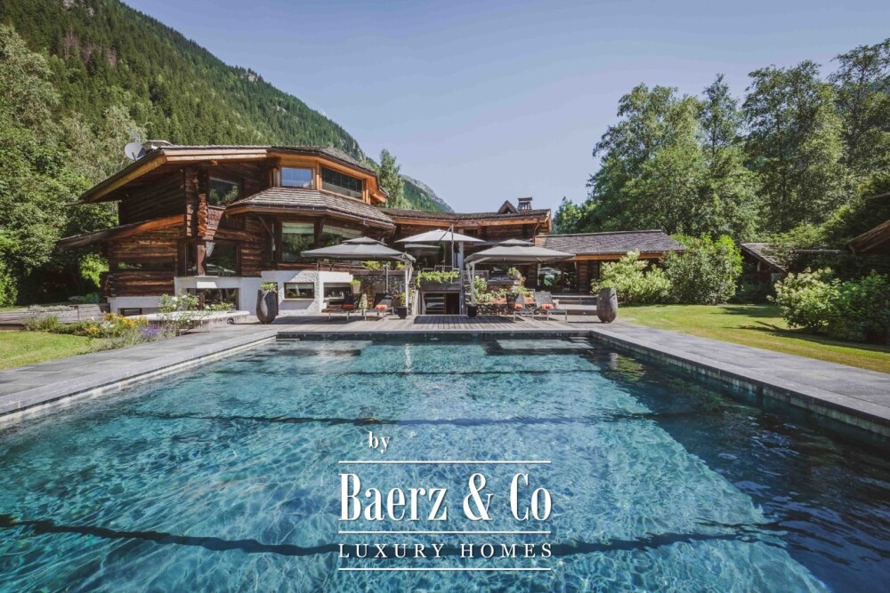 Prestigious 7-room chalet - Unobstructed views of Mont-Blanc image