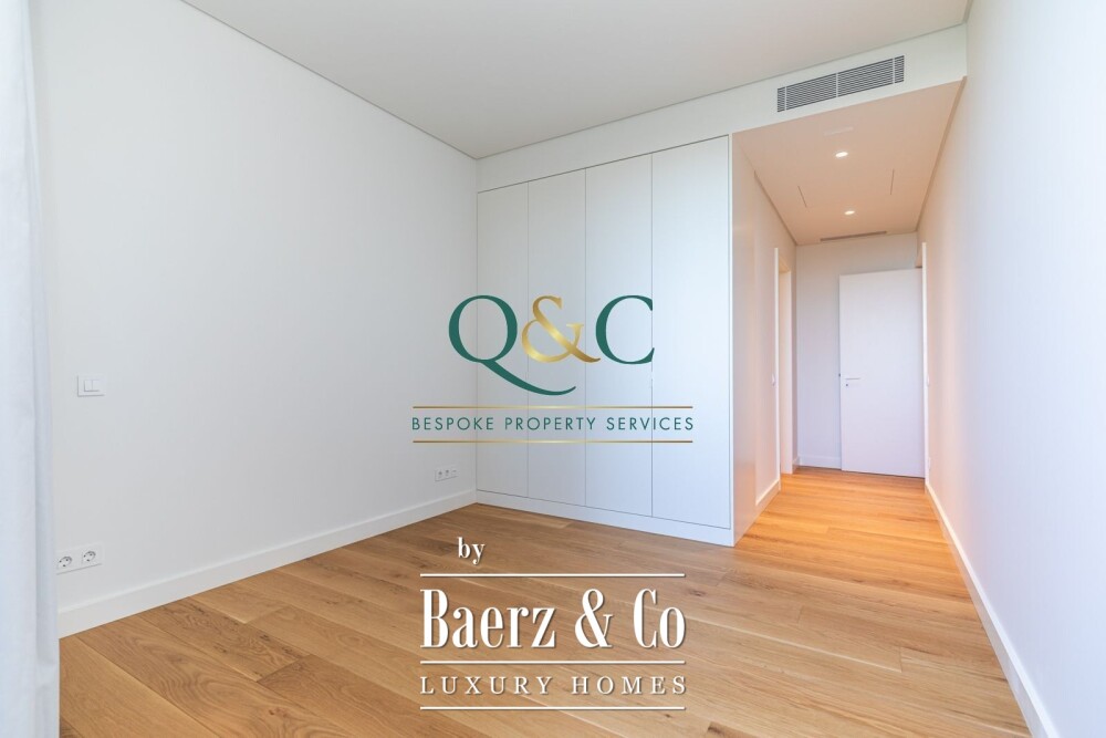 Beautiful luxury home in Quarteira, Centro image