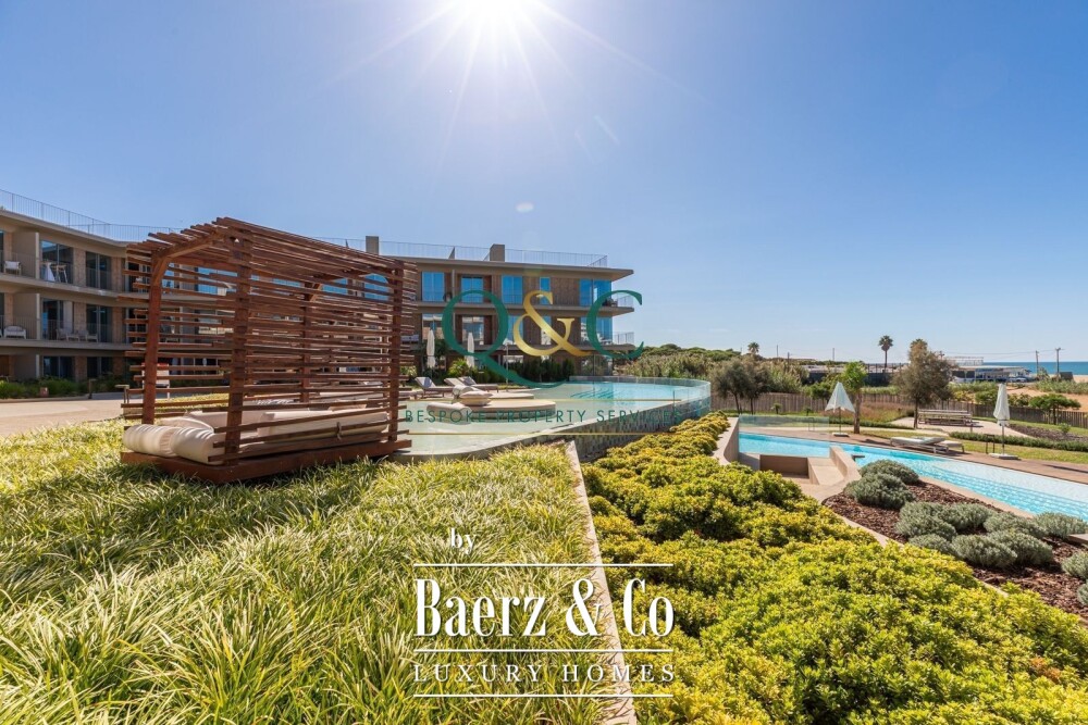 Beautiful luxury home in Quarteira, Centro image