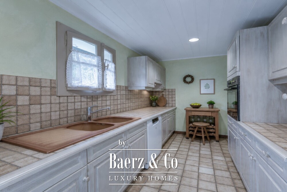 Chalet of 193 sqm - Rochebrune image