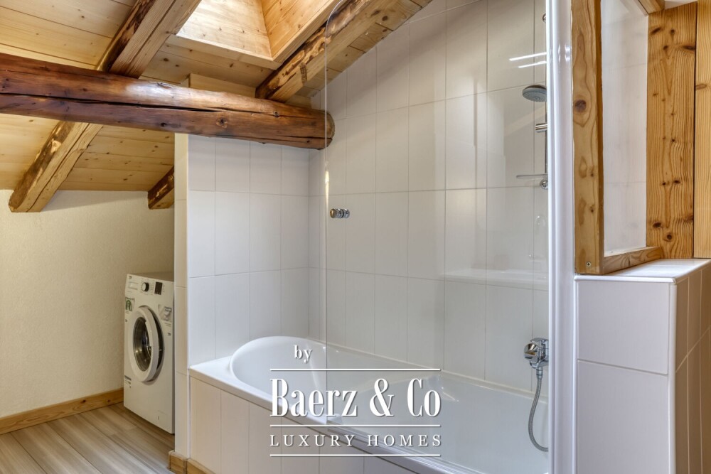 Semi-detached chalet with 6 rooms - Close to the slopes image