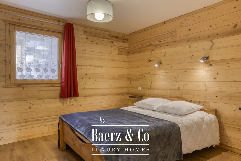 Semi-detached chalet with 6 rooms - Close to the slopes image