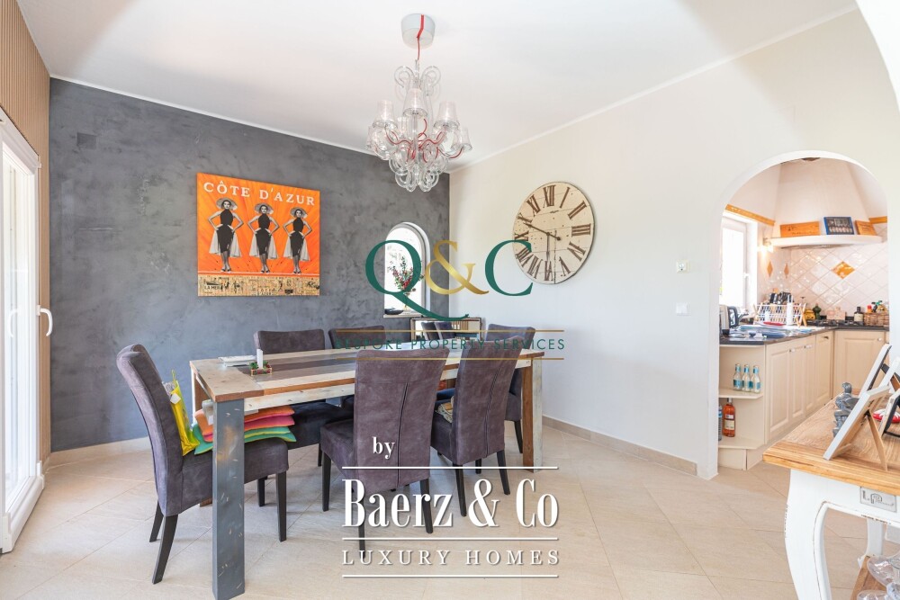 Beautiful luxury home in Santa Bárbara de Nexe, Santa Bárbara de Nexe image