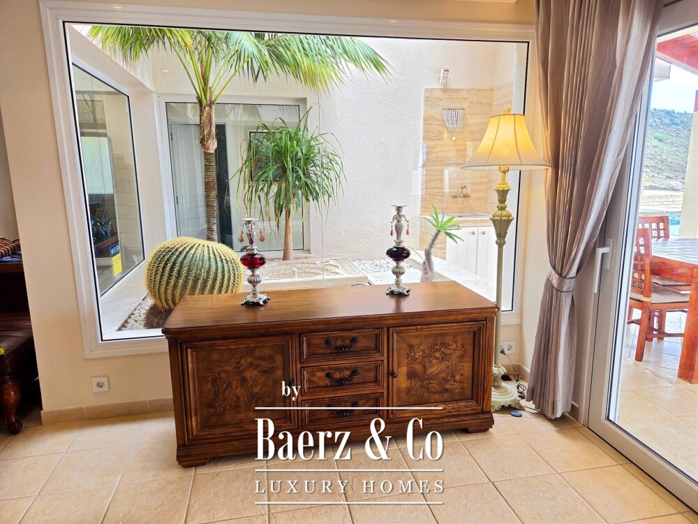 Exclusive villa situated in prestigious residential area Tenerife image