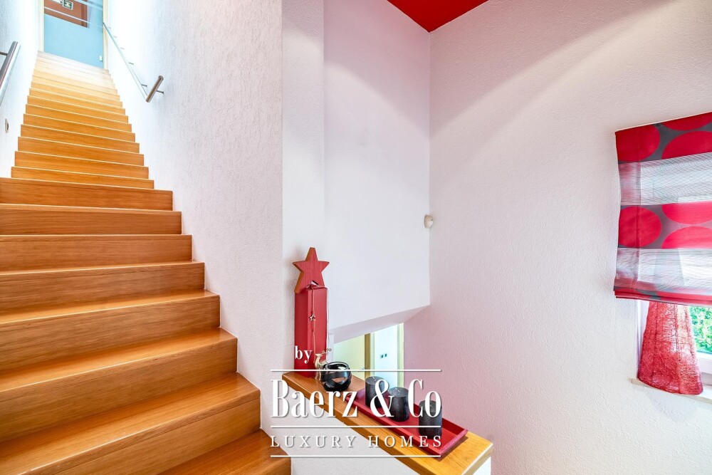 Zagreb, Kozjak, beautiful four-room apartment, 190 m² image