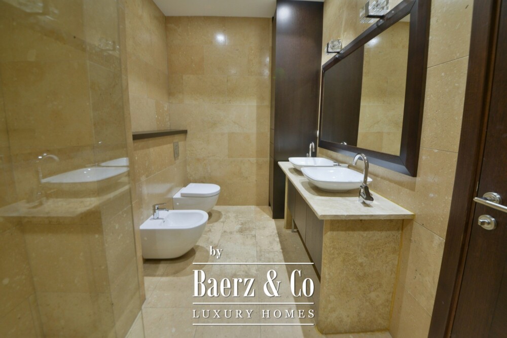 Luxury Three-Bedroom Apartment with Garage in Budva Center image