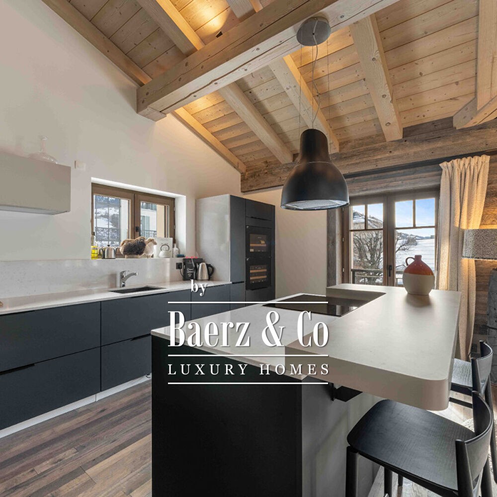 Large top-floor apartment - Megève town centre image