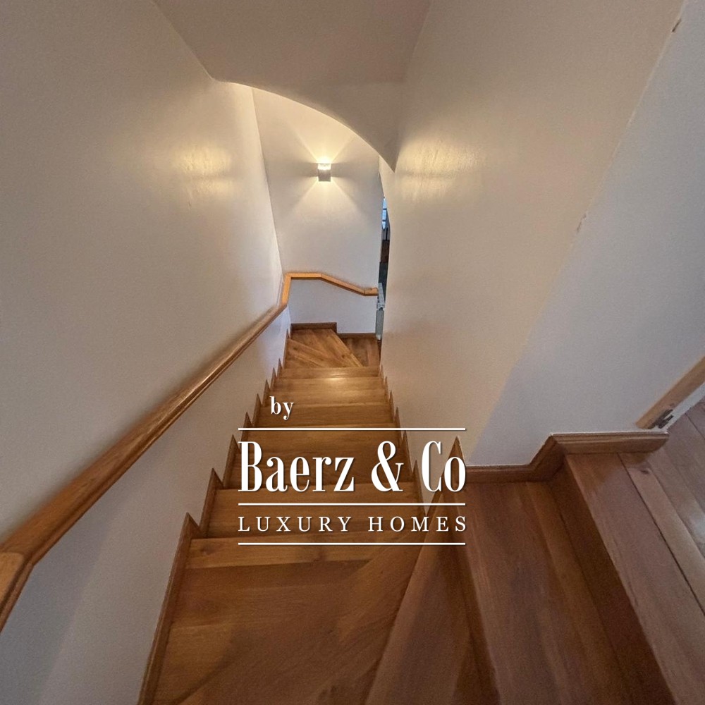 5-bedroom Villa in Porto image