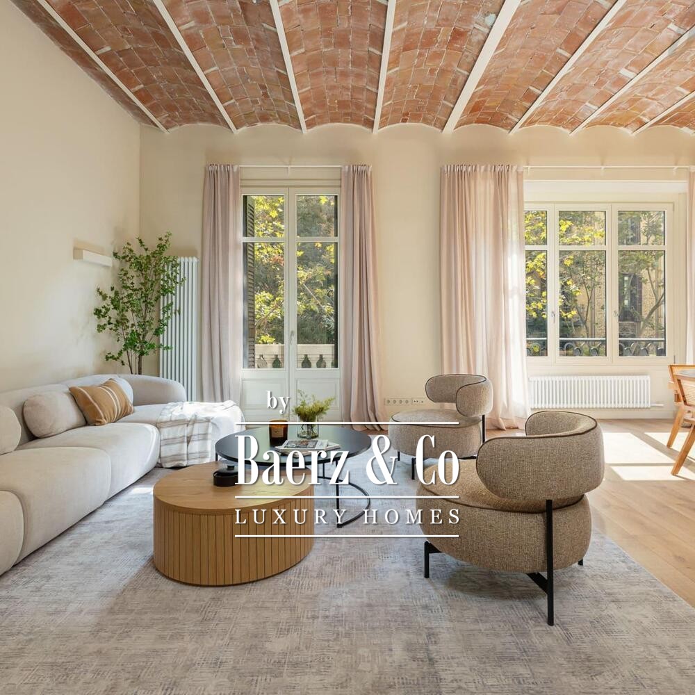 EXCLUSIVE RENOVATED RESIDENCE IN THE QUADRAT D OR · €1,790,000 image