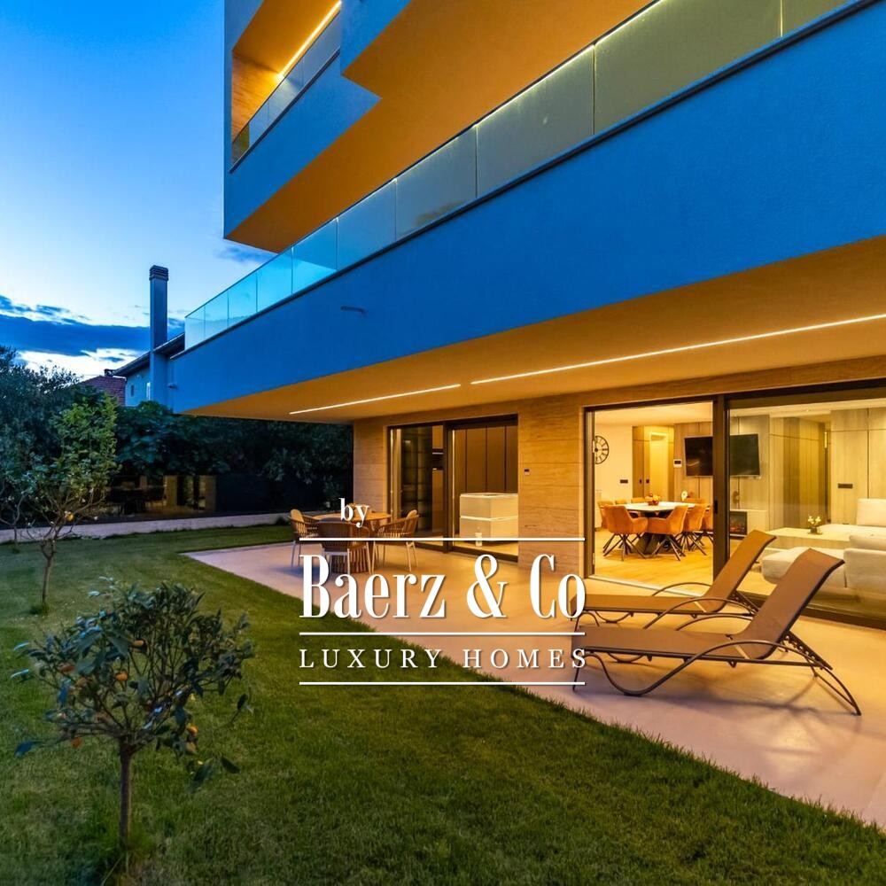 Zadar, Borik - Luxury Residence 760 m² with 3 Apartments, Elevator and Heated Infinity Pool image