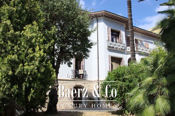 photo 11 Villa for sale 1000 m²