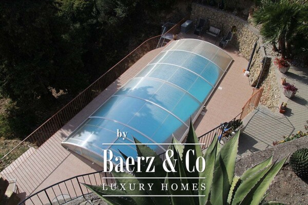 photo 11 Villa for sale 233 m²