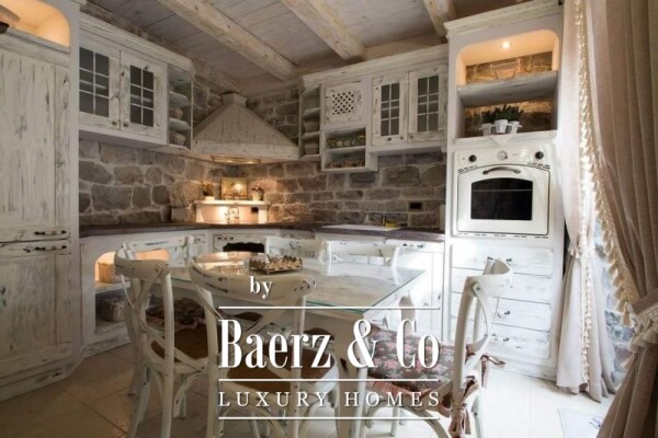 photo 12 Waterfront Villa with Beach & Pool