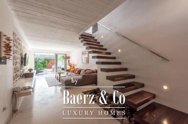 photo 16 Charming stone villa in the first line to the Sea