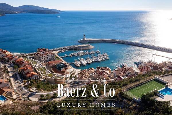 photo 18 Seaview Apartment in High End Resort with Marina