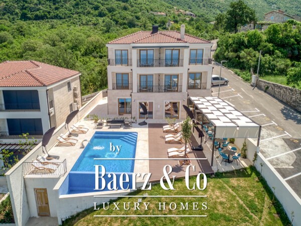 photo 2 Elegant Villa with Majestic Views, Pool, Gym & Sauna