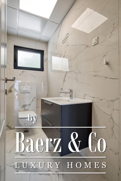 photo 19 Elegant Villa with Majestic Views, Pool, Gym & Sauna