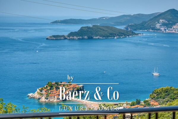 photo 21 Elegant Villa with Majestic Views, Pool, Gym & Sauna