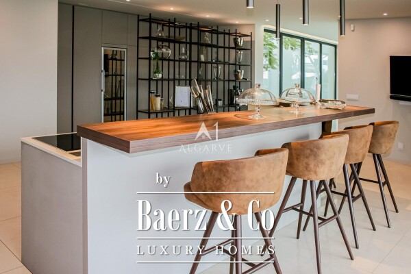 photo 11 VILAMOURA -A BREATHTAKING MODERN SANCTUARY OF OPULENCE BOASTING 8 LAVISH SUITES