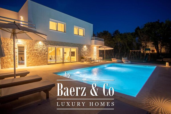 photo 2 Istria, Žminj, beautiful villa of 160 m2, on a large plot of 1100 m2