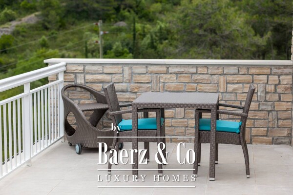 photo 10 Šolta, Stomorska, Mediterranean villa with swimming pool and tennis court