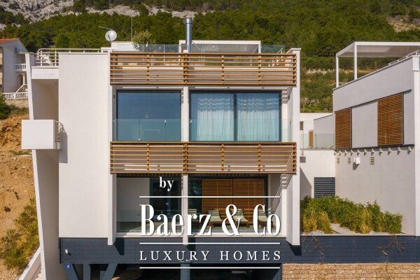 photo 3 Luxury villa with a breathtaking view near Omiš