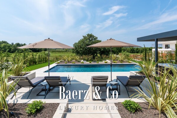 photo 2 Istria, Poreč, elegant Villa with pool and sea view ( V3 )