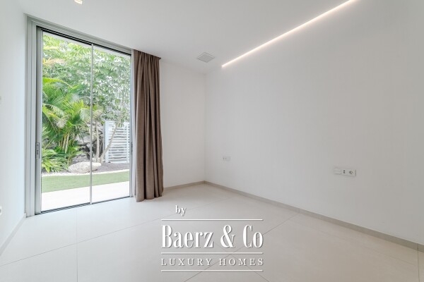 photo 31 Exquisite Newly Built Villa Tenerife south