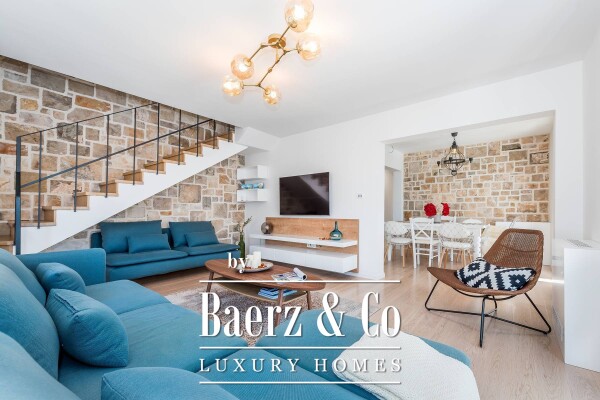 photo 3 Brac, impressive luxury villa by the sea