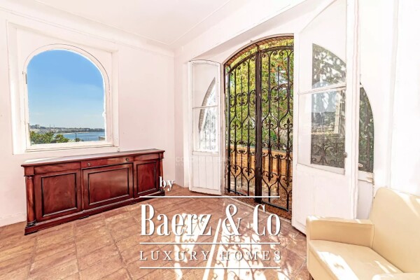 photo 9 Authentic castle located in Cannes and enjoying a panoramic Seaview