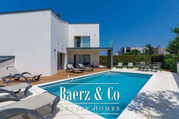 photo 1 Medulin, Pomer, modern detached house 400 m² with swimming pool near the sea