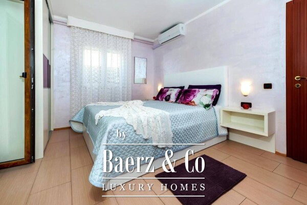 photo 2 Istra,Rovinj, house 360 ​​m2 with three apartments and a separate house, exceptional location