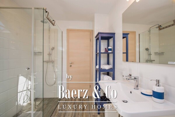 photo 13 Island of Šipan, stone house, first row to the sea