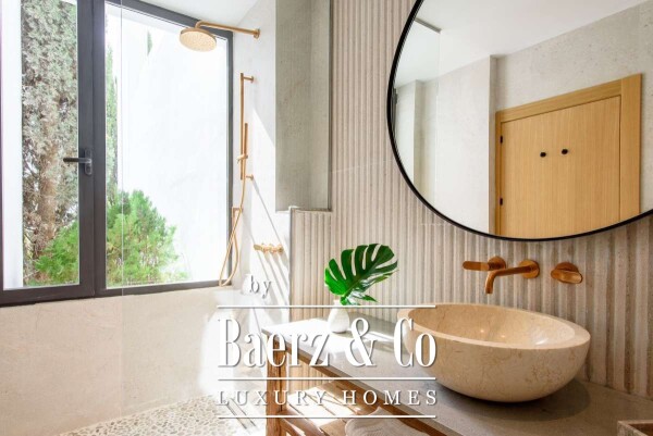 photo 40 Beautiful luxury home in Roca Llisa, Roca Llisa