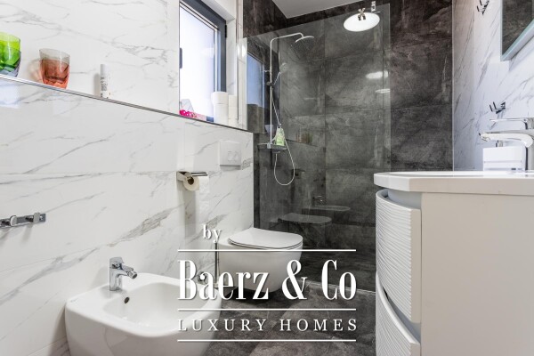 photo 50 Vodice, Srima, beautiful house 50 meters from the sea