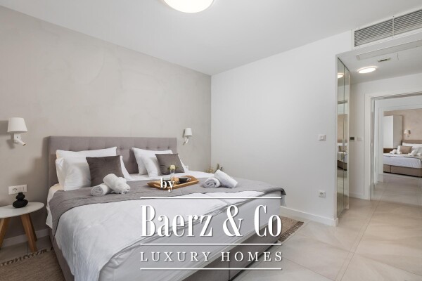 photo 12 Island of Krk, Malinska, luxury villa with two apartments in the first row to the sea