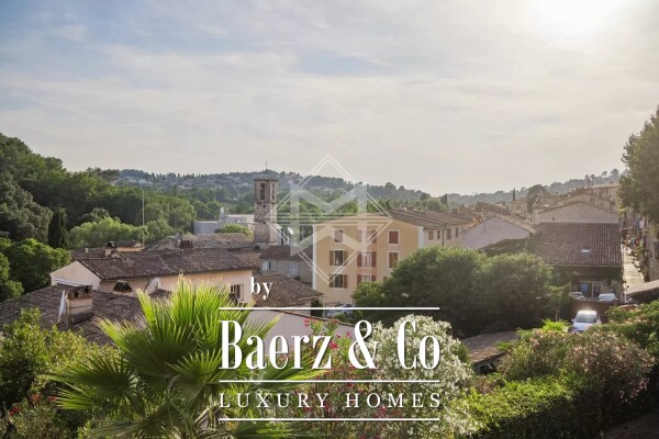 photo 6 Exclusivity in the heart of the village!