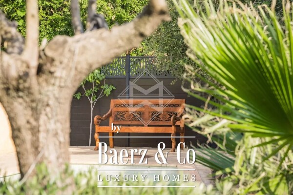 photo 7 Exclusivity in the heart of the village!